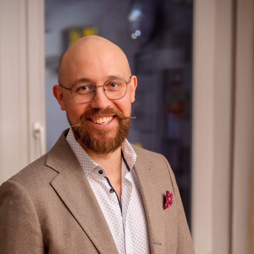 Porträt von Rechtsanwalt Henning Meier