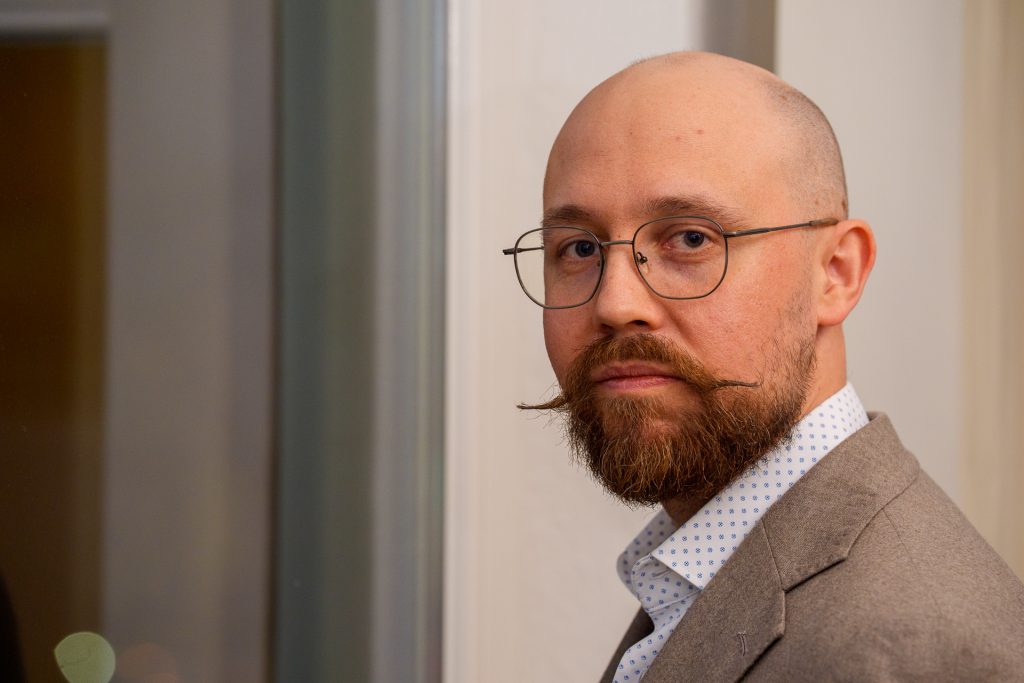 Porträt von Rechtsanwalt Henning Meier